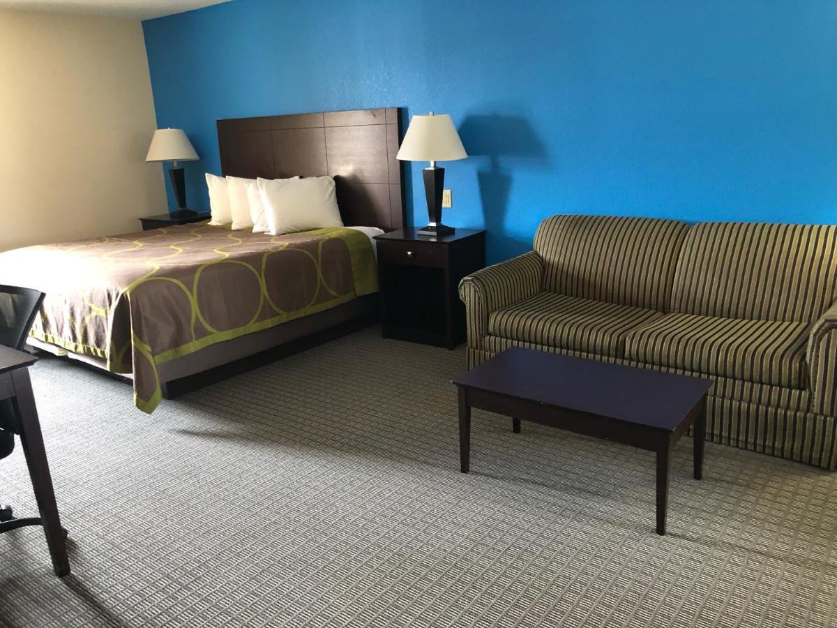 Amerivu Inn & Suites Eau Claire Eksteriør bilde